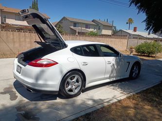 Porsche Panemera