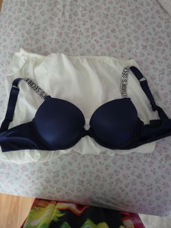 VICTORIA SECRET BRA