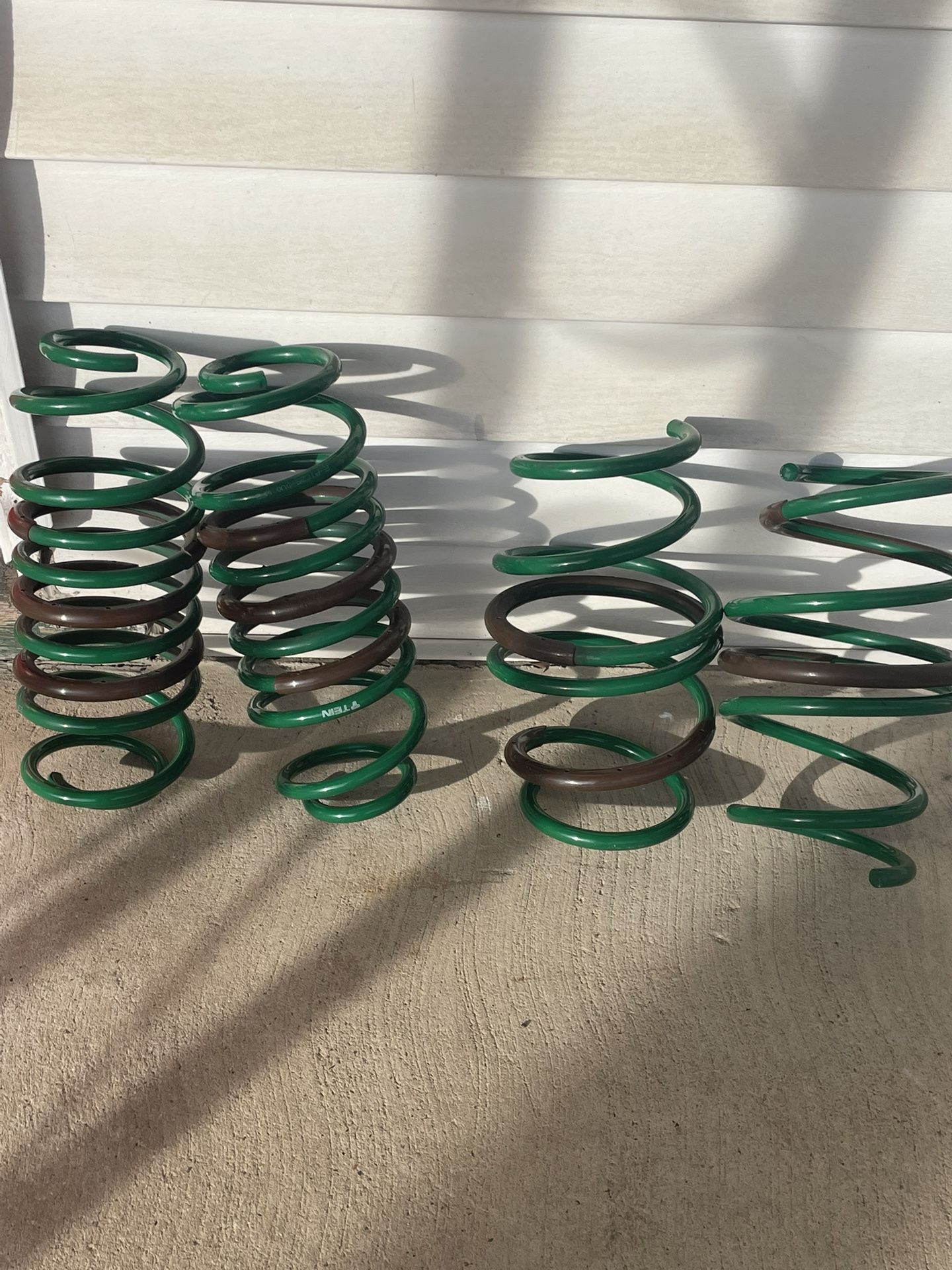 Car,suspension