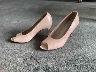 Open Toe Pumps By Via Spiga, Size 9