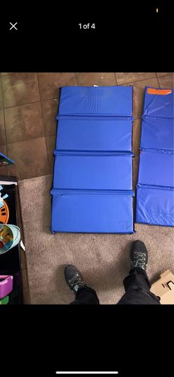 Children's mat semi new