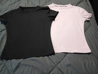 Plain Crew Neck T-Shirts – Black and light pink