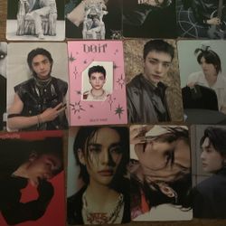 Hyunjin photocards Skz