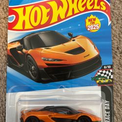 2025 Hot Wheels McLaren W1 Orange HW Race Day 6/10 HYW41 142/250