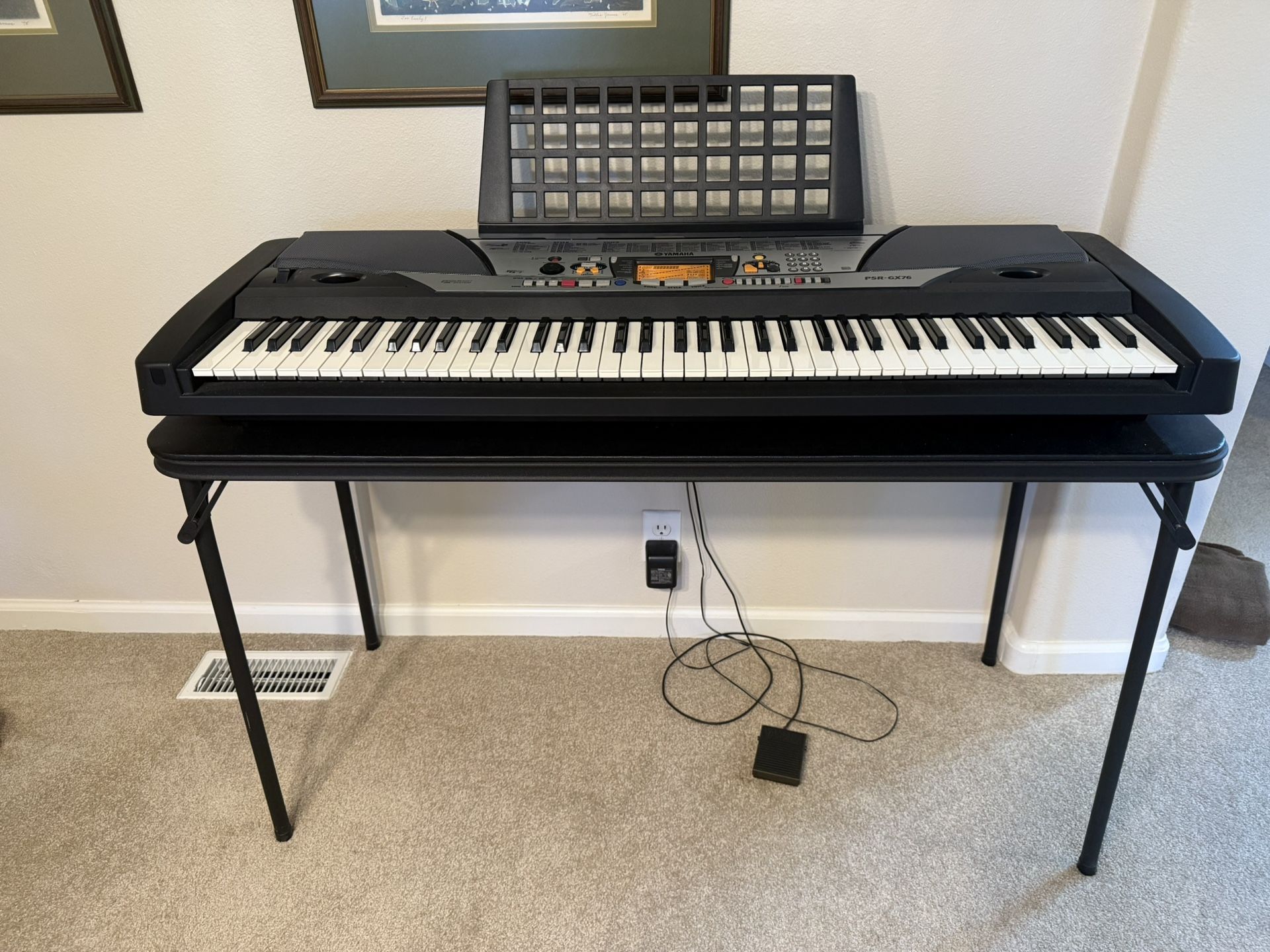 YAMAHA Model PSR GX76 Electronic Keyboard