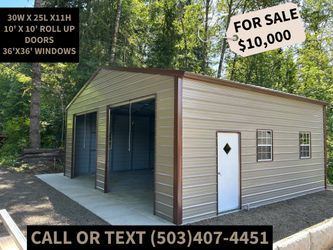 Garage/ Carport
