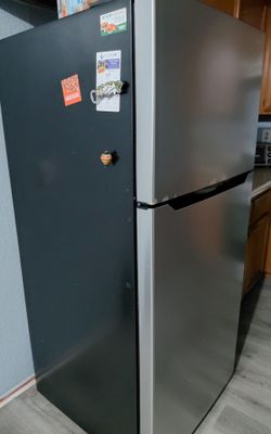 Refrigerator