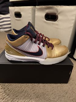 Kobe 4 Protro “Gold Medal” Size 9 Men
