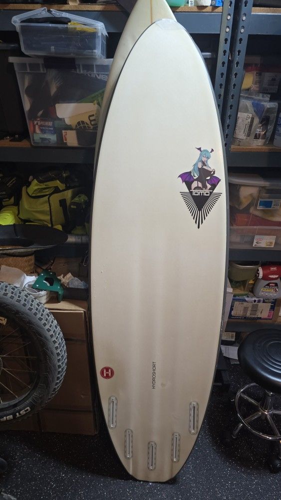 5'8 28.3L Tomo Hydroshort Surfboard