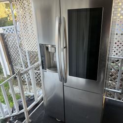 LG Refrigerator 