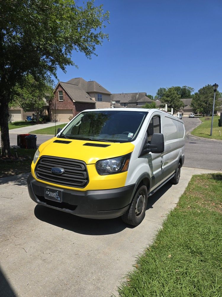 2016 Ford Transit 150 Van Low Roof w/60/40 side door w/RWB Van 3D