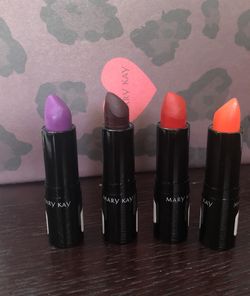 MAQUILLAJE GRATIS