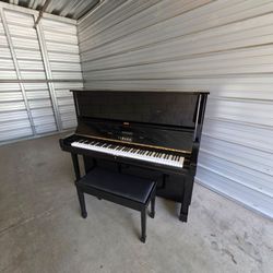 1978 Yamaha U3,
Free delivery & tuning INCLUDED!
(PRICE IS NEGOTIABLE)