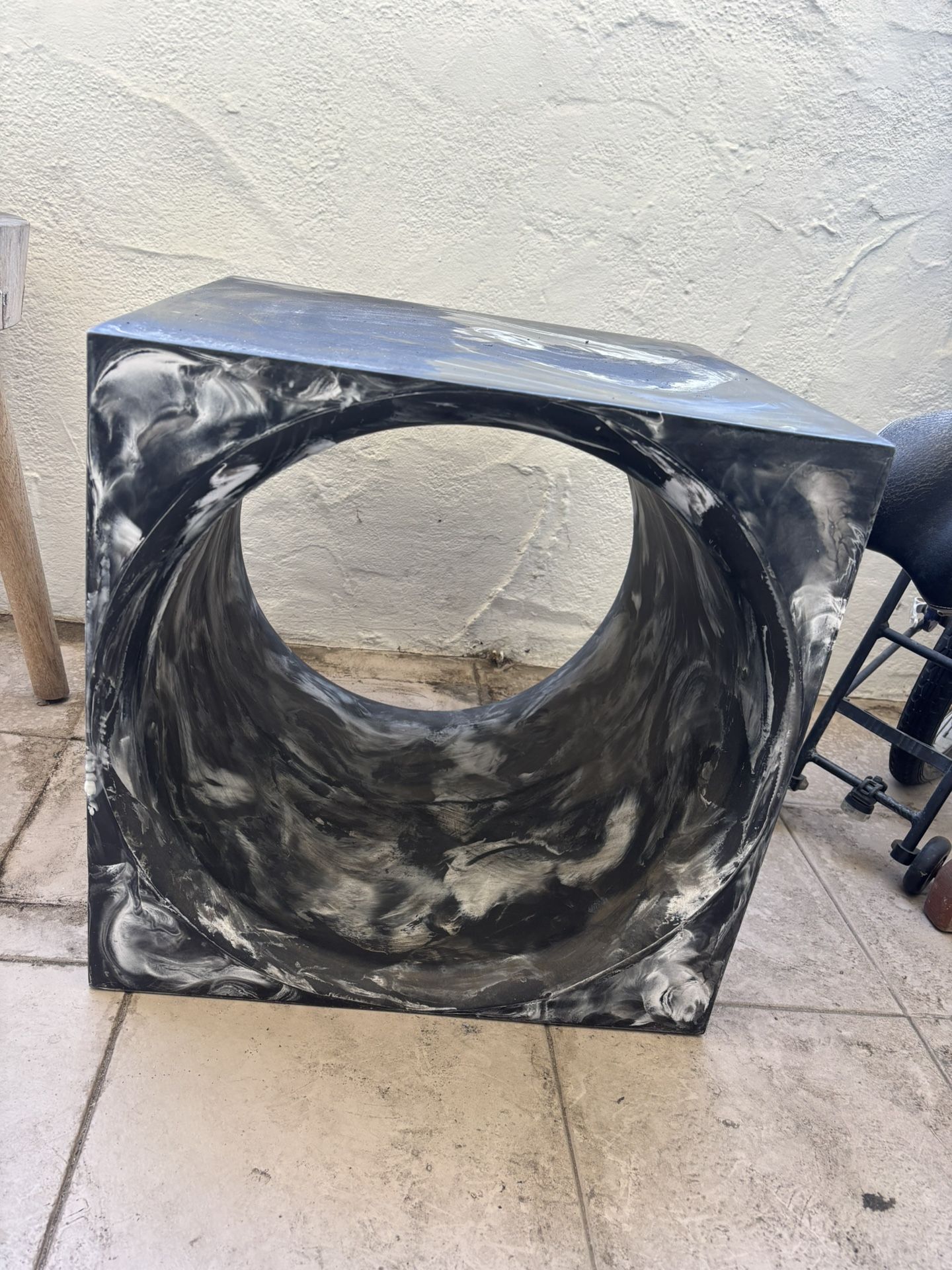 Modern Acrylic Cube Table with Marbled Swirl Pattern