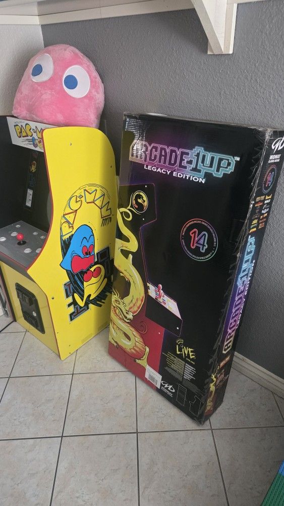 Arcade 1-UP Mortal Kombat 30th Anniversary Legacy Edition 