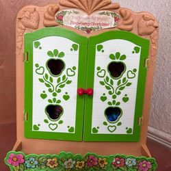 Strawberry Shortcake Berry Sweet Shelf With Dolls, Vintage 