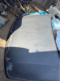 2005 GMC sierra hood $100