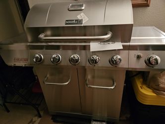BRAND NEW SS NEXGRILL