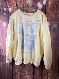 No Boundaries Tropical Paradise Graphic Sweatshirt Yellow