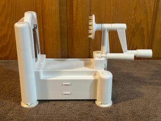 Paderno World Cuisine Tri-Blade Vegetable Spiralizer - Used Once, Complete Set