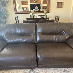 Couch set With Recliner 