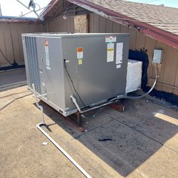 Air Conditioning Rooftop Package Units 