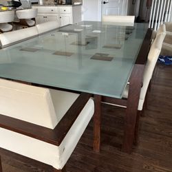 Dining Table And 6 Chairs