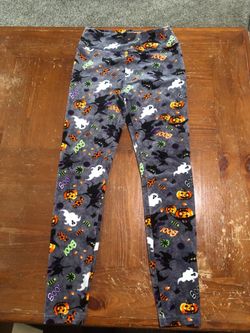 No boundaries Halloween leggings