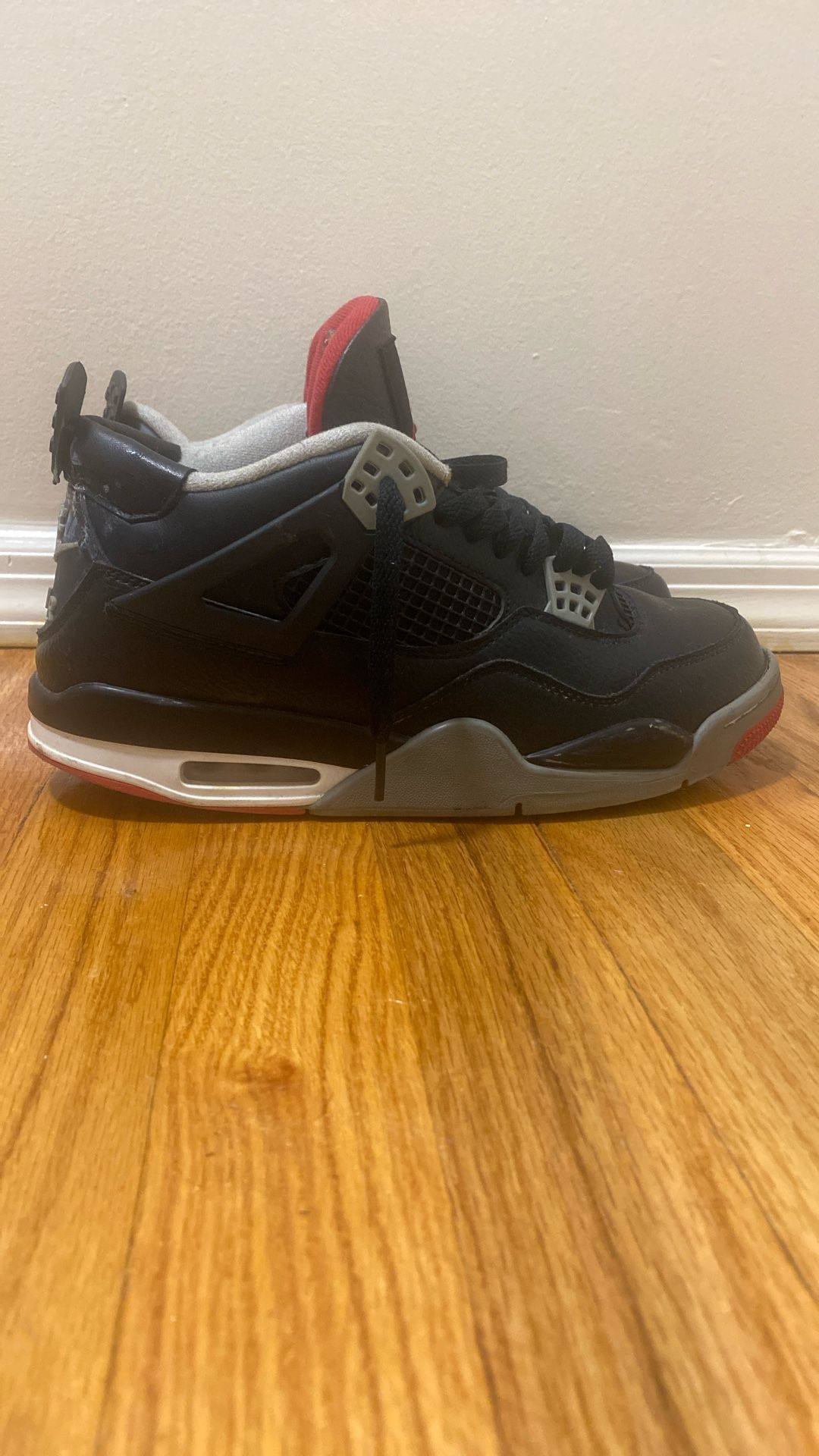 Jordan 4 Bred