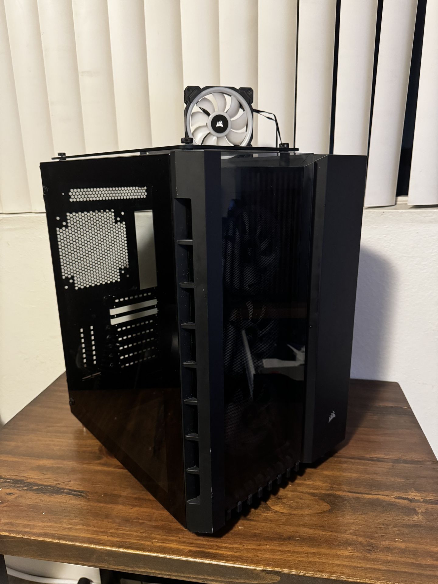 Corsair Crystal Series 680X PC Case