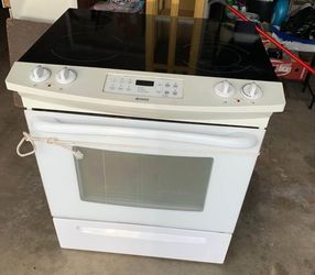White Kenmore electric slide-in range