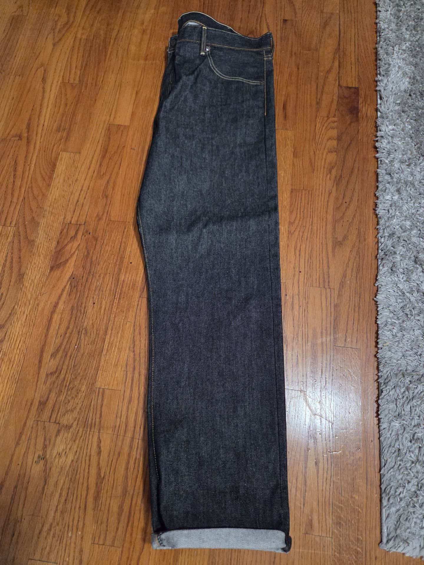 501 Levi's Black 42W 32L