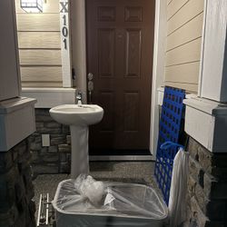  FREE  Bathroom Sink, Kitchen Sink, Lights, Bathroom Mirror 