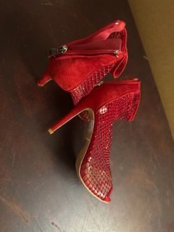 Zapatilla ( red hills )