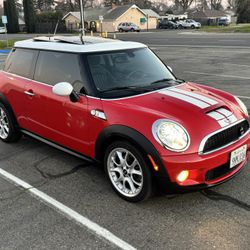 Mini Cooper S , Clean Title
