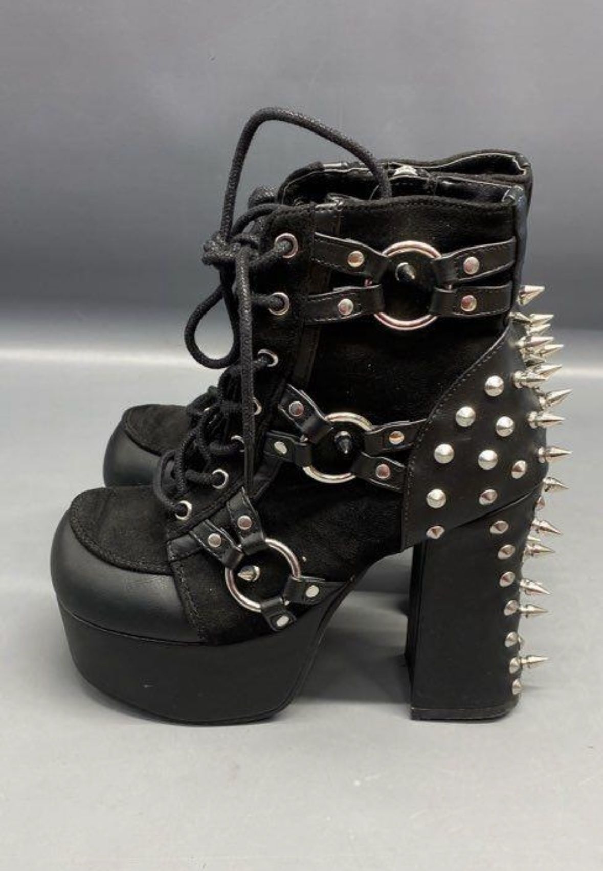 DEMONIA CHARADE-100 Demonia Women's Black Charade Faux Leather Spiked/Studded Zip Heeled Boots Sz 6 • 41/2" (114mm) Block Heel • 2" (51mm) Platform