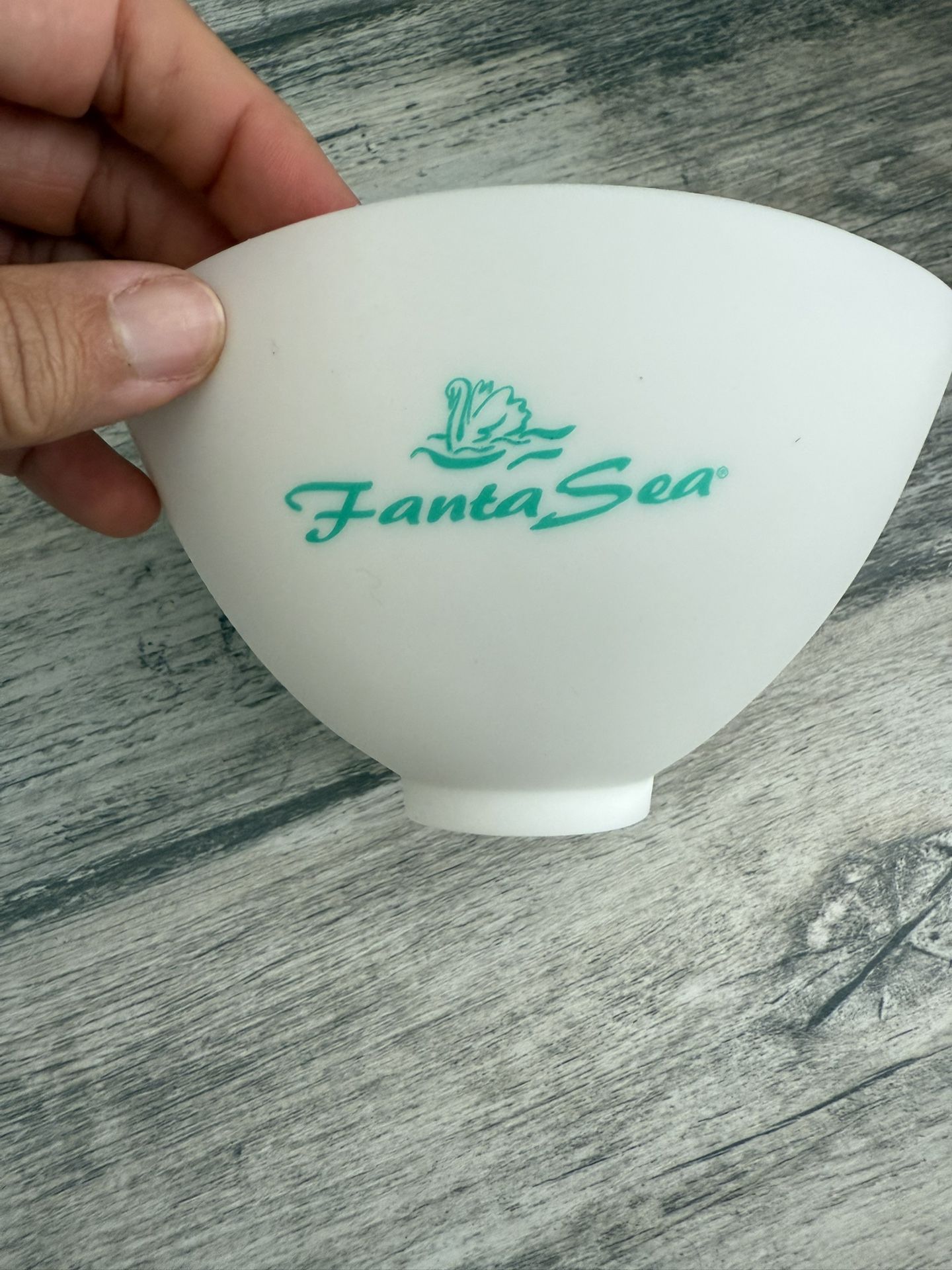 Flexible, mixing bowl