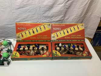 Vintage Christmas tree lights and bubble lights.