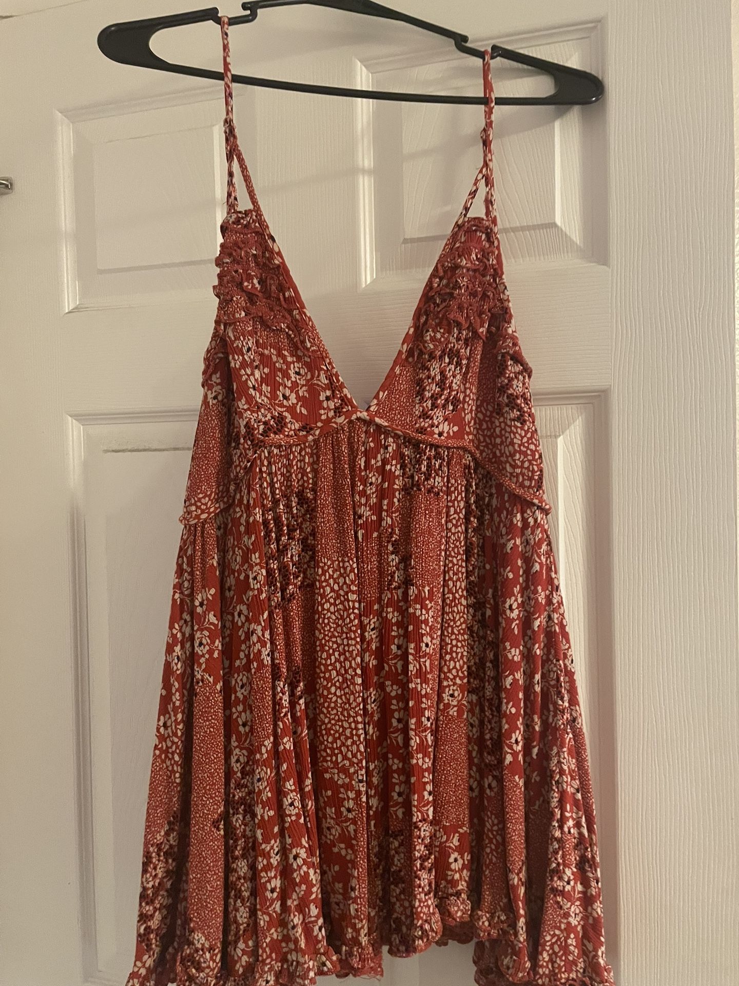 Women’s Red Paisley Dress