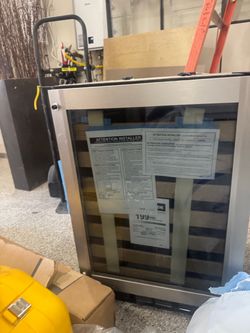 Stainless Steel Glass Door Wine Cooler