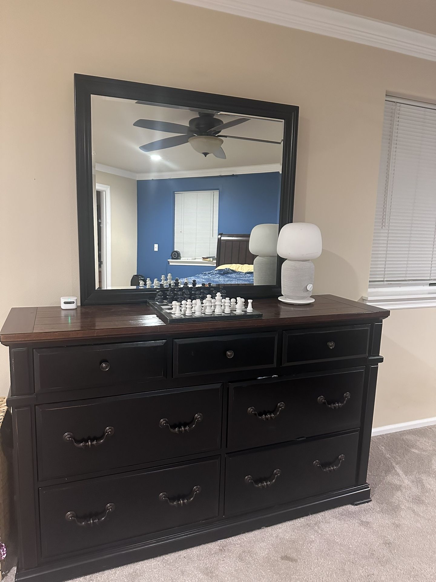 Antique Style Dresser With Mirror