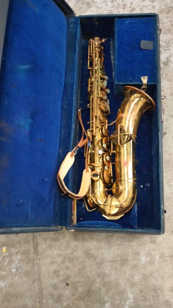 Saxophone  1921 Gretsch