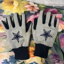  Dallas Cowboys gloves Size Men’s Medium Good Condition 