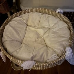 Dog bed 
