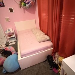 IKEA malm twin bed