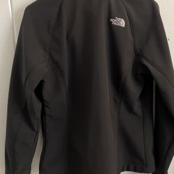 North Face Jacket Size M De Mujer Color Negra $30 