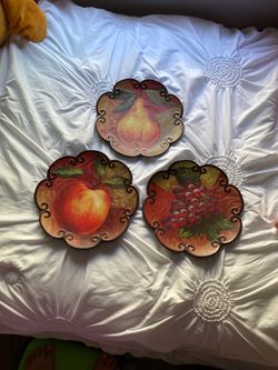 Decoration plates