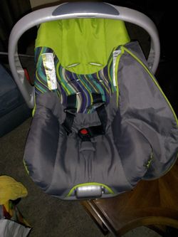 Baby carriage and car seat