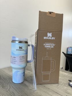 New Stanley Cup 40 Oz 