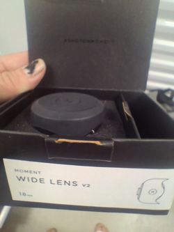 Moment  18mm Wide Lens -Mobile 